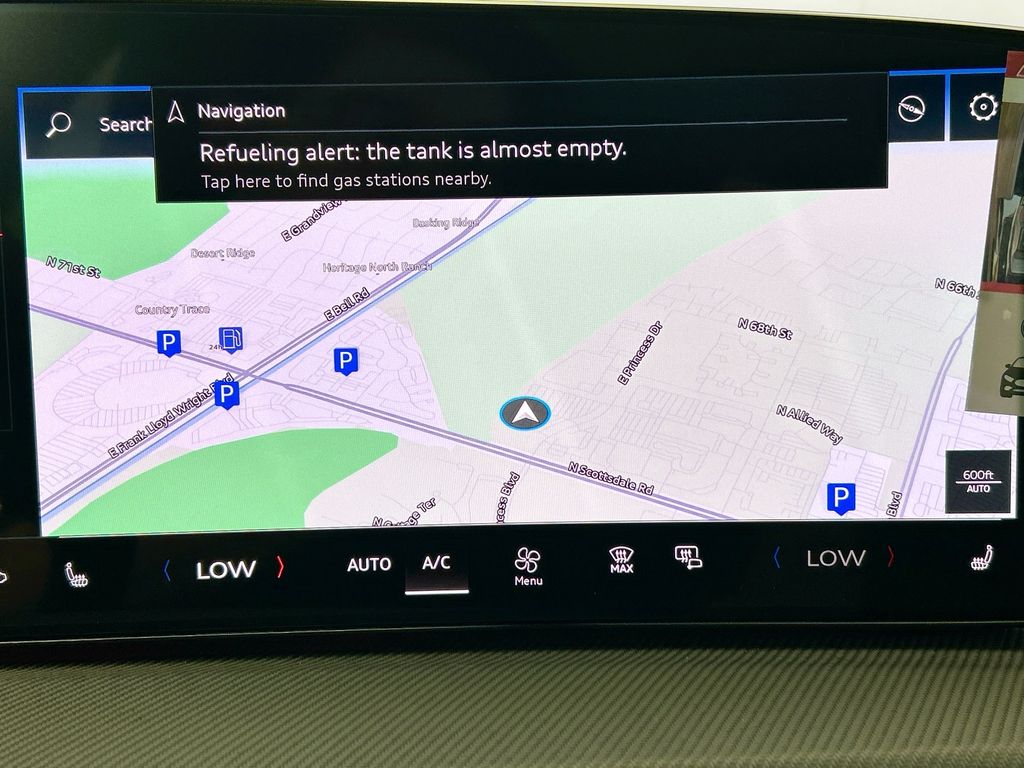 Thumbnail: 2025 Audi SQ5 - 15