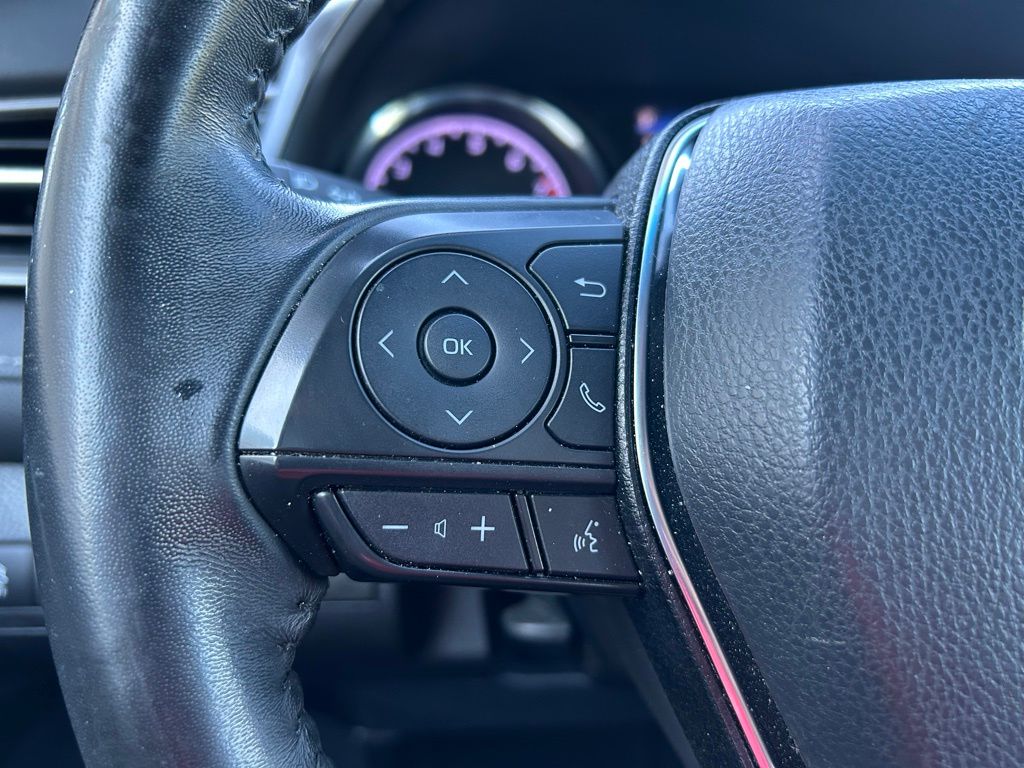 Thumbnail: 2020 Toyota Camry - 20