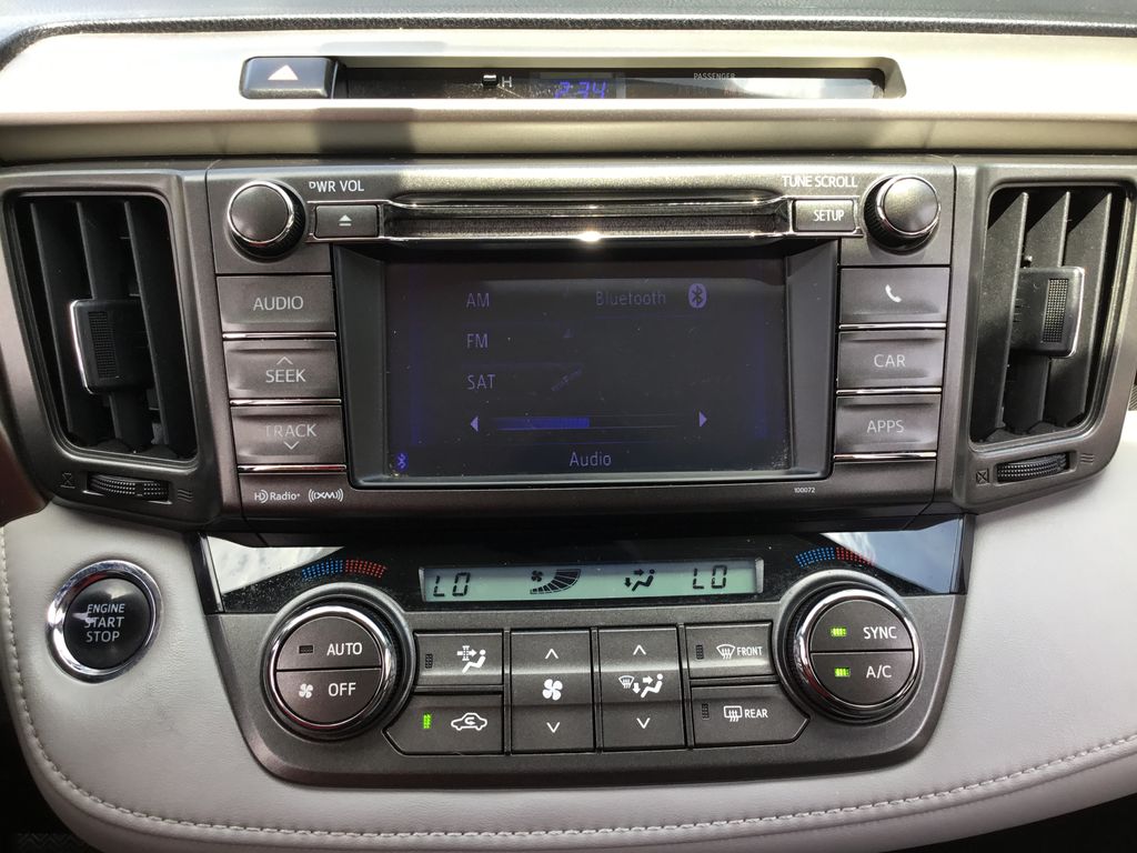 Thumbnail: 2013 Toyota RAV4 - 17