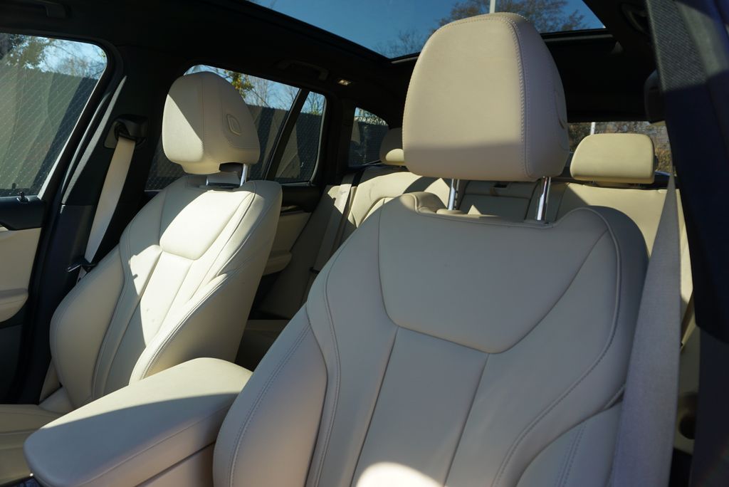 Thumbnail: 2019 BMW X3 - 11