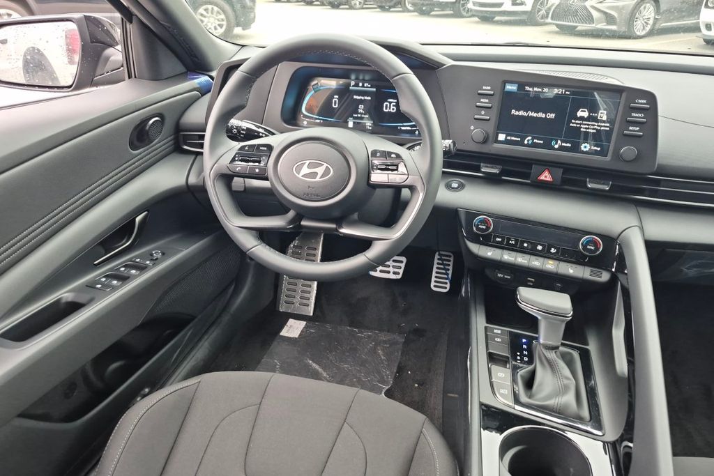 New 2026 Gray Hyundai SEL Sport Plus image 21