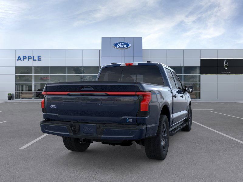 2025 Ford F-150 Lightning LARIAT