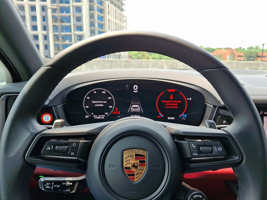 2024 Porsche Cayenne  23