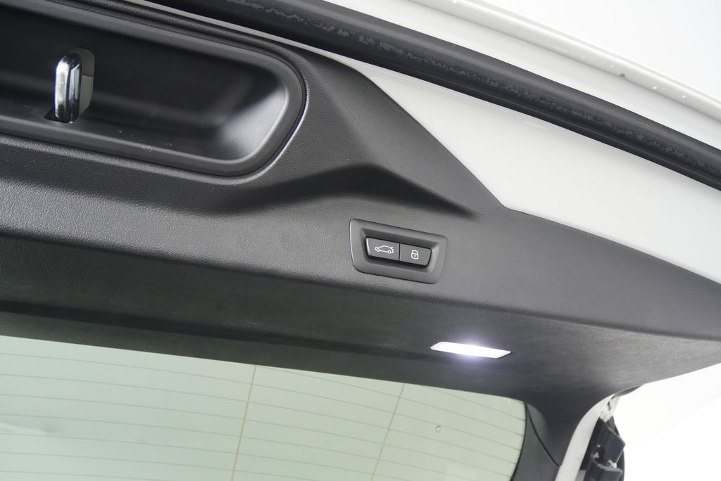 Thumbnail: 2025 BMW X5 - 18