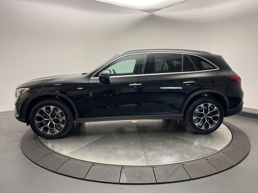 Thumbnail: 2025 Mercedes-Benz GLC - 4