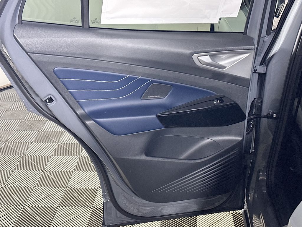 2025 Volkswagen ID.4 Pro S Plus
