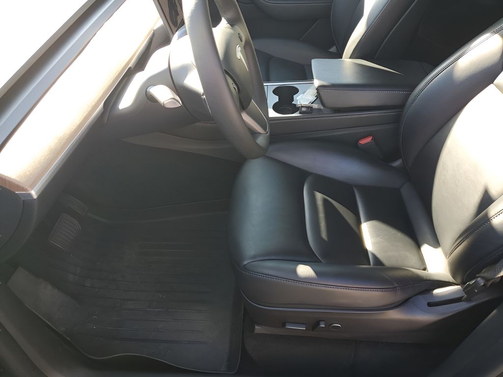 Used Car 2021 Tesla Model Y  Long Range For Sale Under $30,000 In Austin, Texas