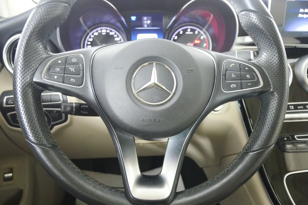 Thumbnail: 2018 Mercedes-Benz GLC - 19
