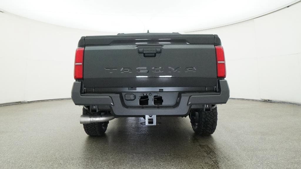 Thumbnail: 2025 Toyota Tacoma - 31