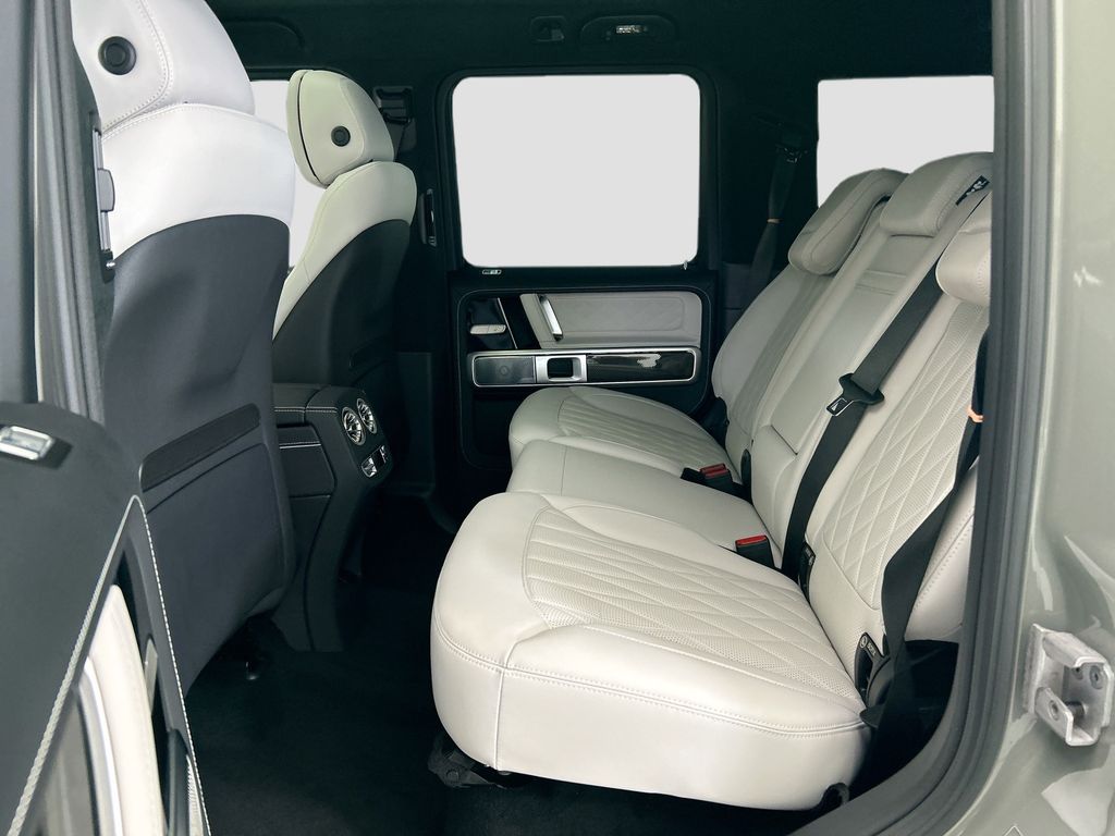 Thumbnail: 2026 Mercedes-Benz G-Class - 20