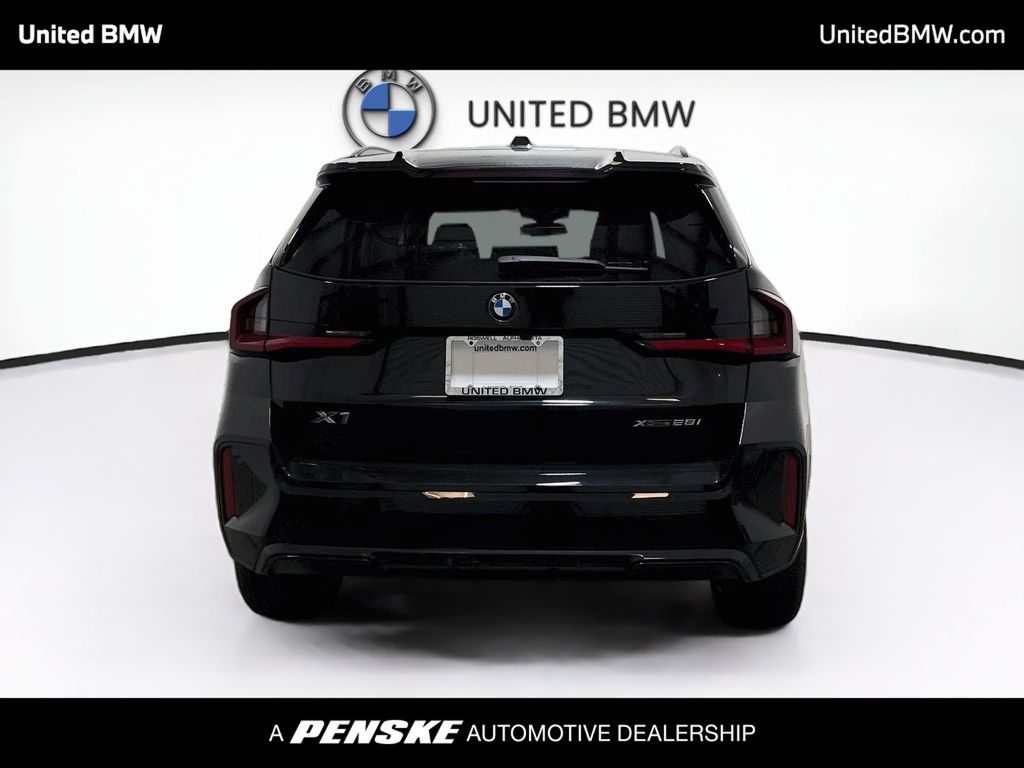 Thumbnail: 2026 BMW X1 - 6