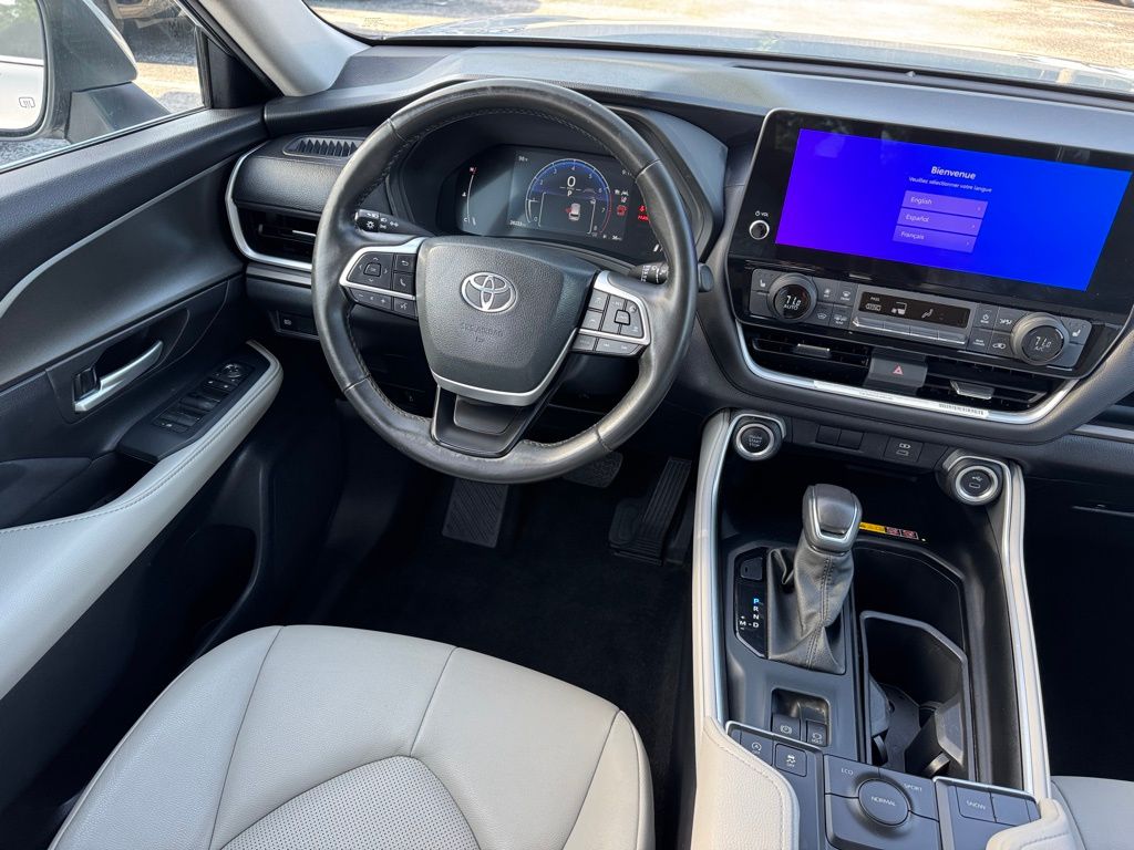 Used 2024 Toyota Grand Highlander SUV