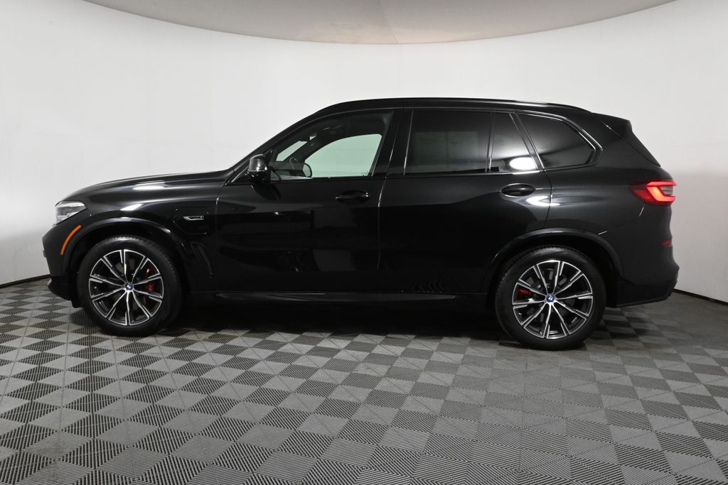 2022 BMW X5 xDrive45e 2