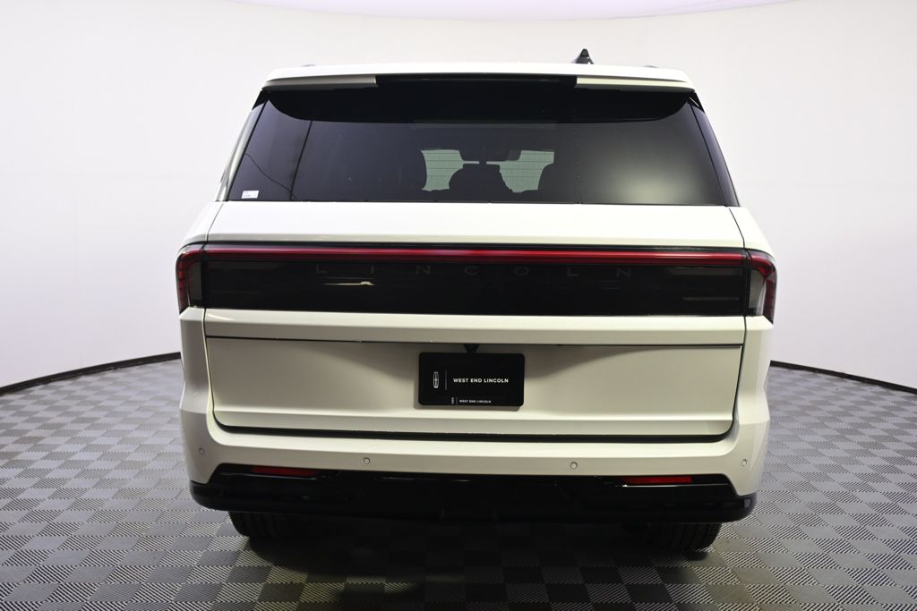 New 2026 White Lincoln Reserve image 5