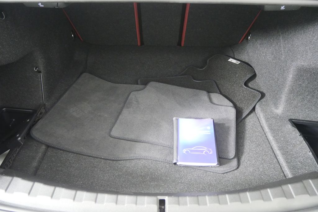 Thumbnail: 2025 BMW 3 Series - 17