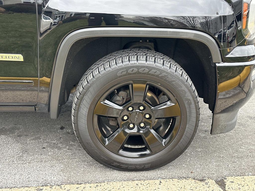 Thumbnail: 2016 GMC Sierra 1500 - 17