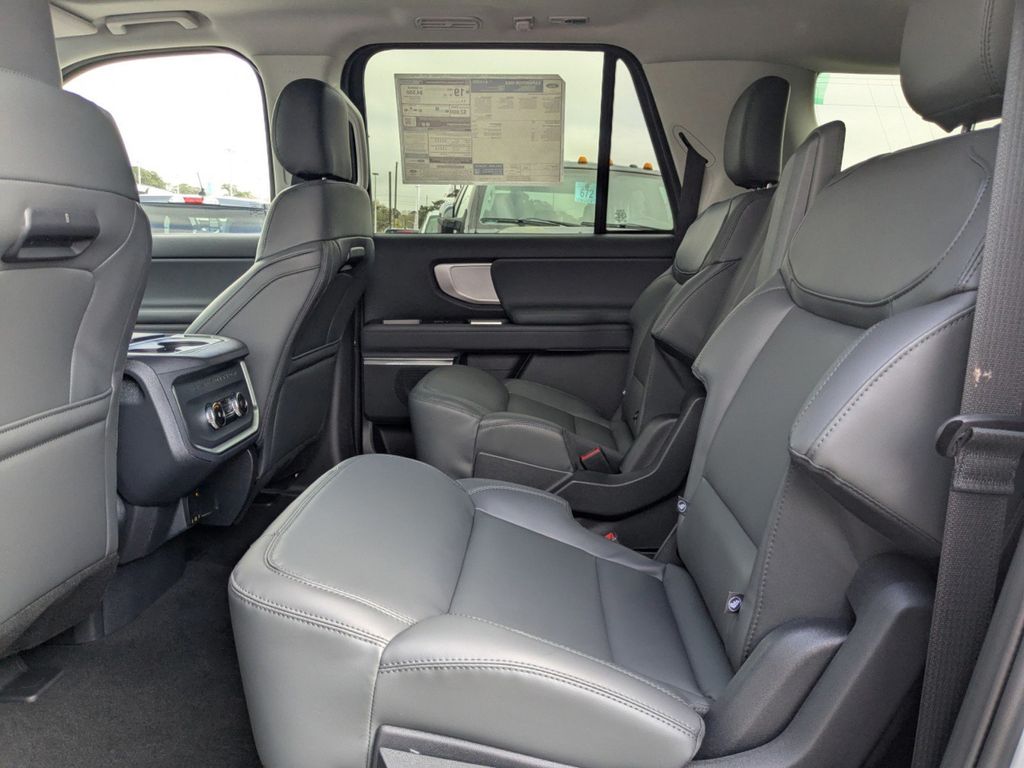 2026 Ford Expedition Max Active MAX