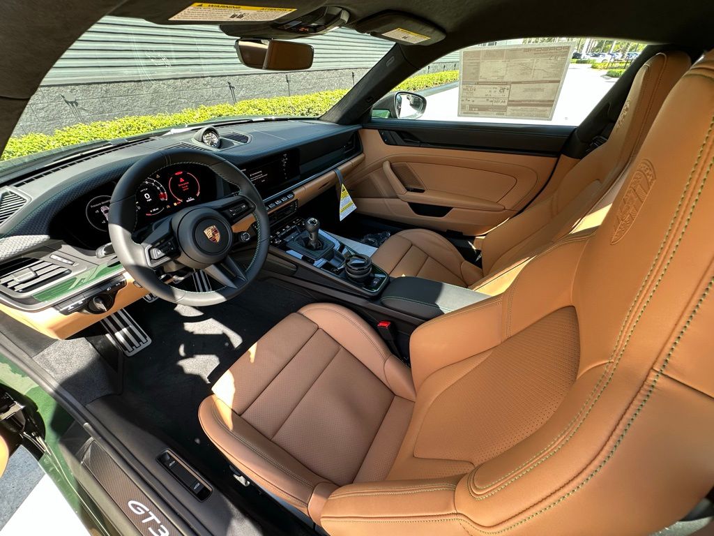 Thumbnail: 2026 Porsche 911 - 4