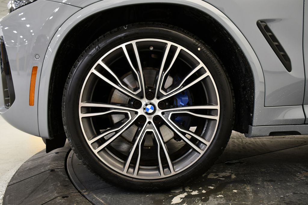 Thumbnail: 2023 BMW X3 - 13