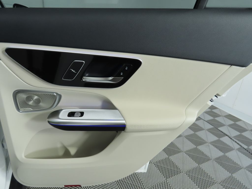 Thumbnail: 2026 Mercedes-Benz GLC - 28