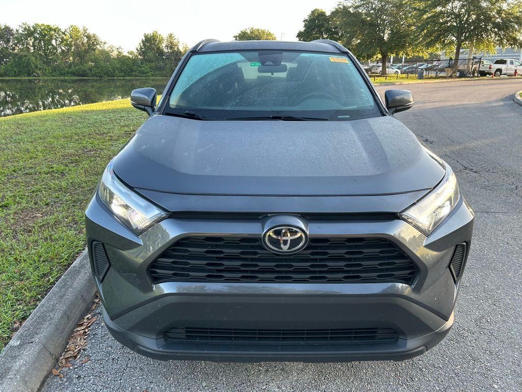 2023 Toyota RAV4 XLE 8