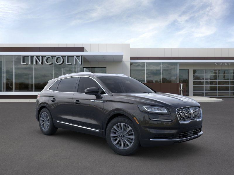 Thumbnail: 2023 Lincoln Nautilus - 7
