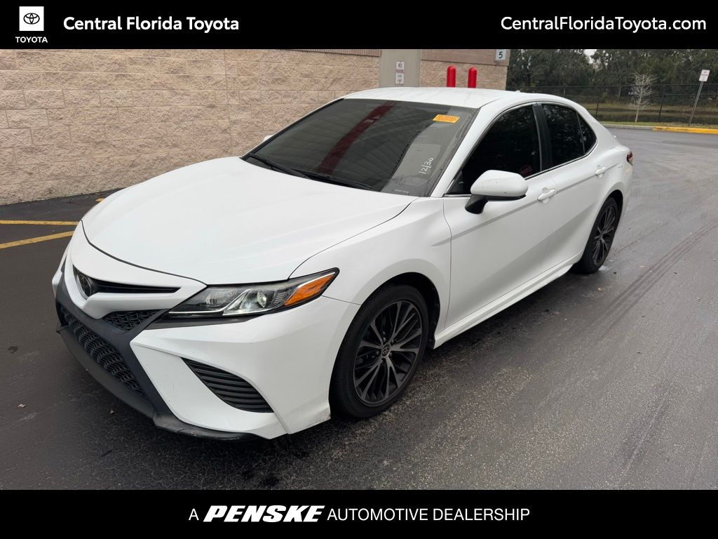 2020 Toyota Camry SE -
                Orlando, FL