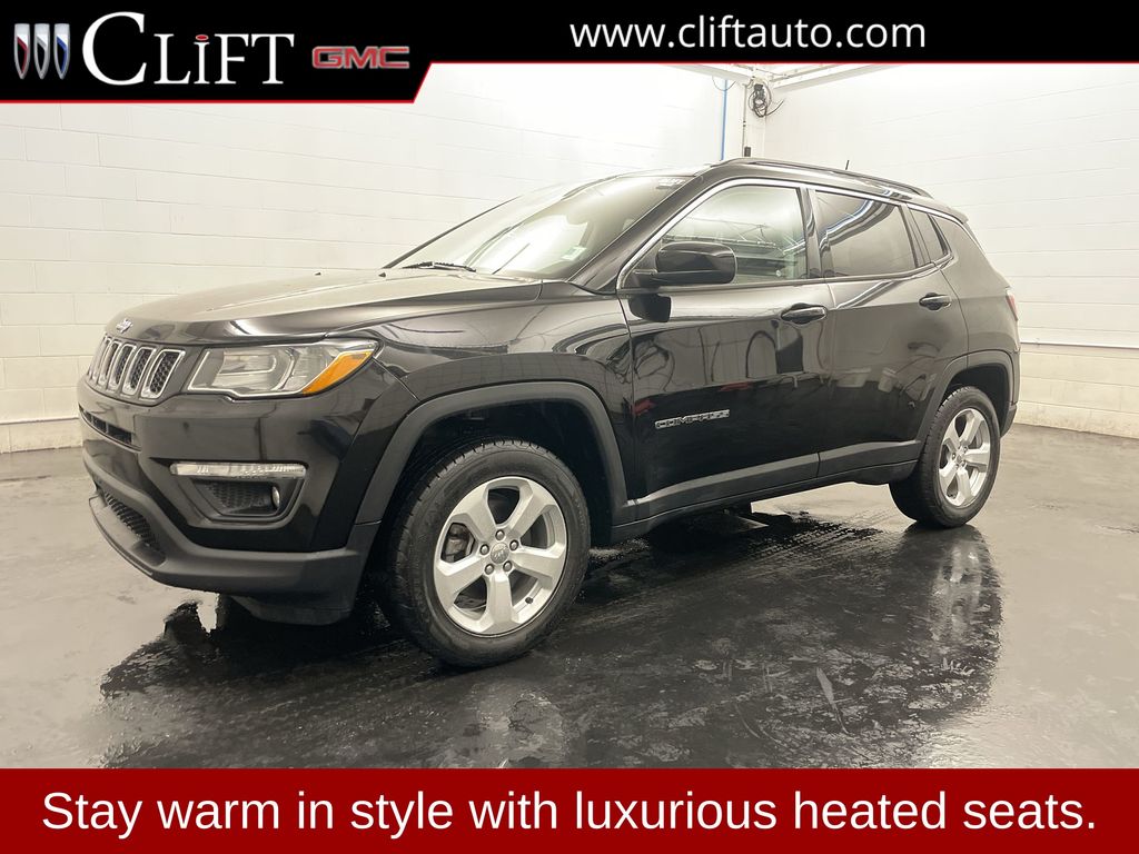 Diamond Black Crystal Pearlcoat 2018 Jeep Compass SUV / Crossover Four-Wheel Drive 9-Speed Automatic