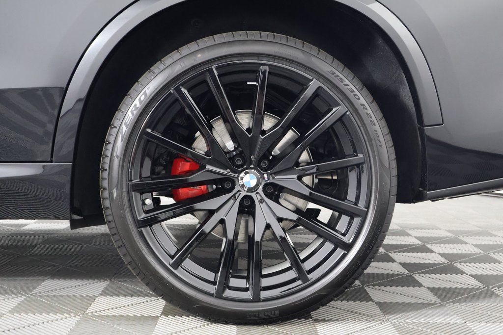Thumbnail: 2026 BMW X5 - 10