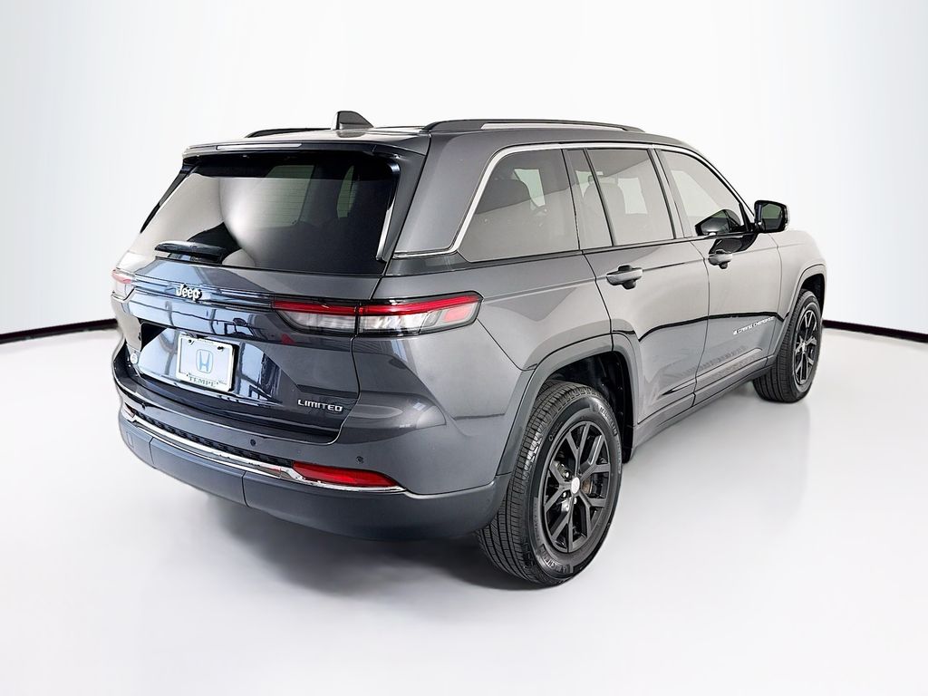 Thumbnail: 2023 Jeep Grand Cherokee - 5