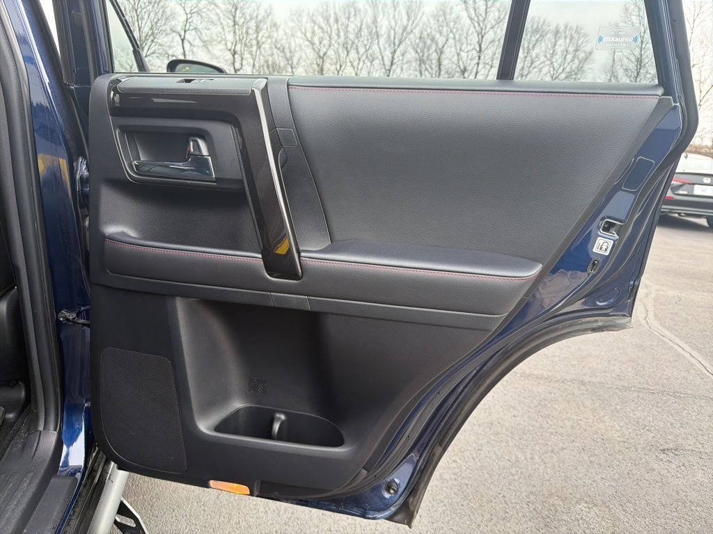 Thumbnail: 2024 Toyota 4Runner - 25