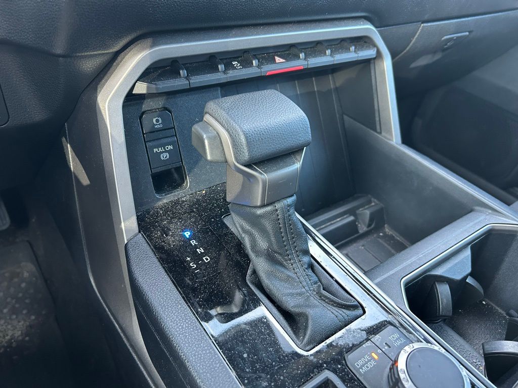 Thumbnail: 2022 Toyota Tundra - 26