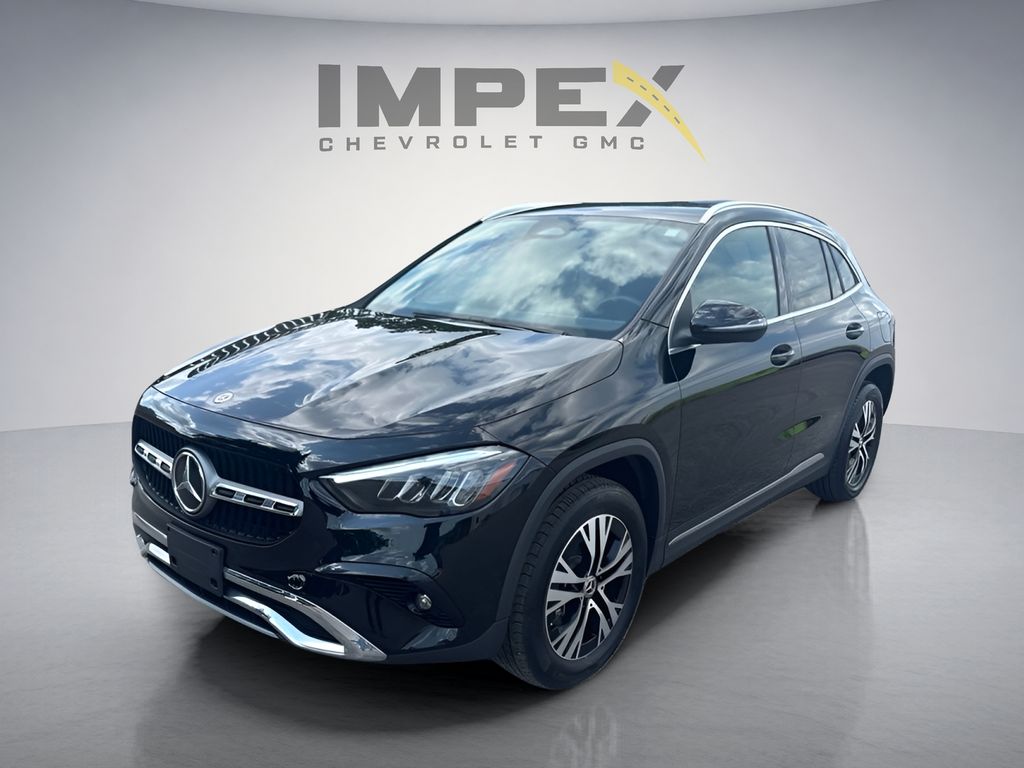 Night Black 2025 Mercedes-Benz GLA SUV / Crossover Front-Wheel Drive 8-Speed Dual Clutch