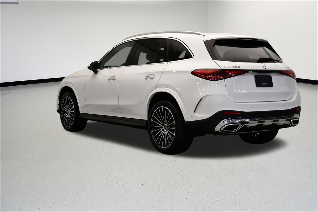 Thumbnail: 2025 Mercedes-Benz GLC - 3