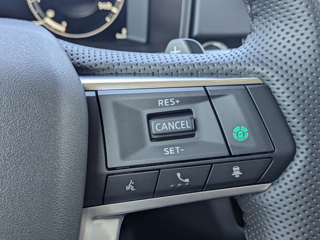2025 Mitsubishi Outlander Plug-in Hybrid SE - Photo 27
