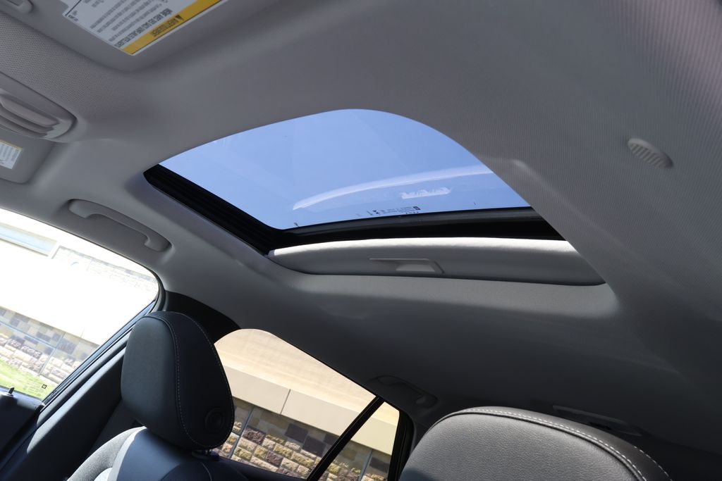 Thumbnail: 2026 Chevrolet Trax - 16