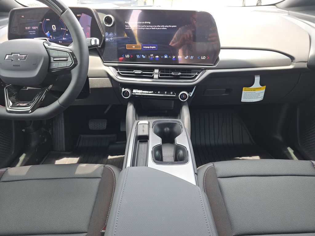 new 2025 Chevrolet Equinox EV car, priced at $42,795