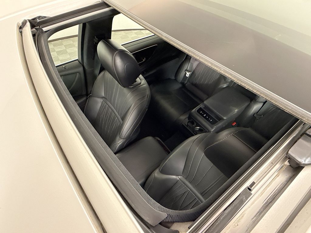 Thumbnail: 2019 Lexus LS - 22