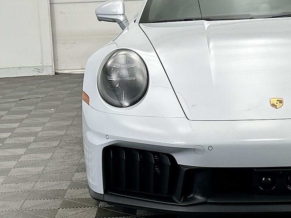 Thumbnail: 2026 Porsche 911 - 12