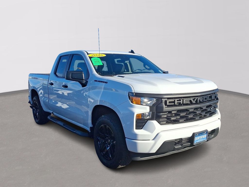 Thumbnail: 2025 Chevrolet Silverado 1500 - 3