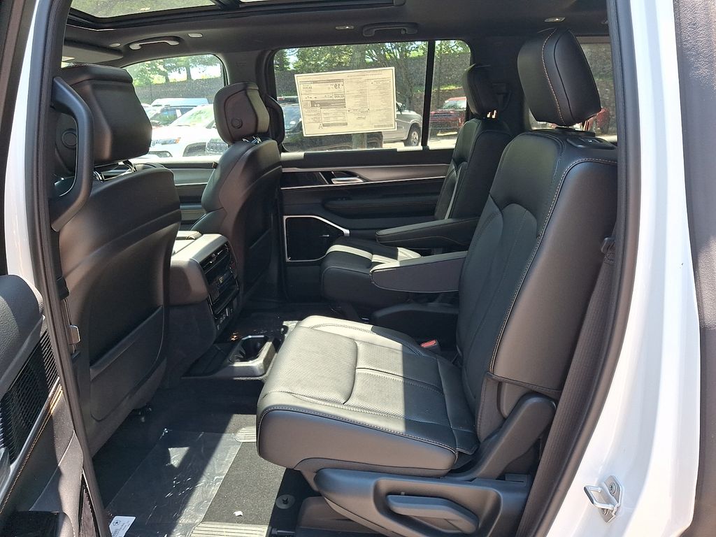 New 2026 Jeep Grand Wagoneer SUV