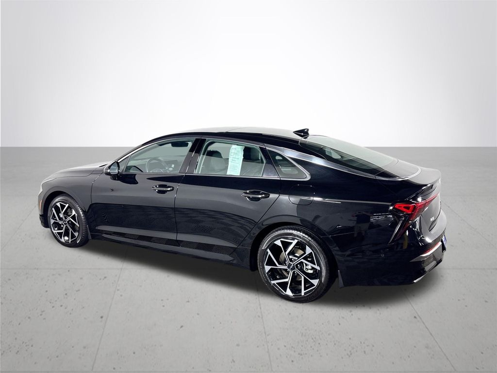 2025 Kia K5 EX