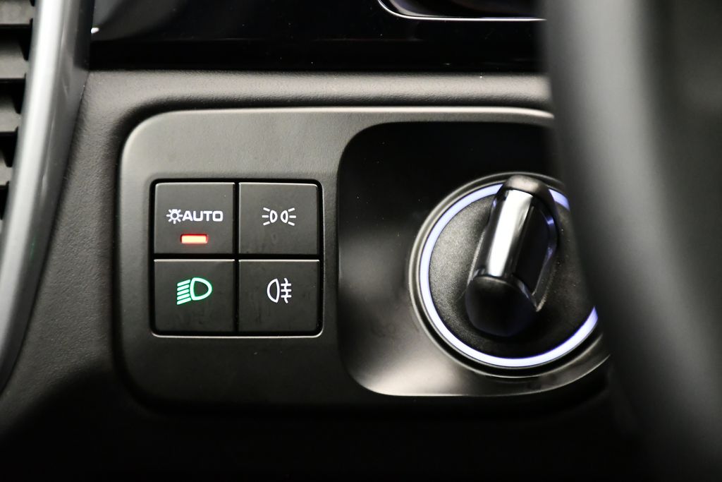 Thumbnail: 2023 Porsche Cayenne - 26