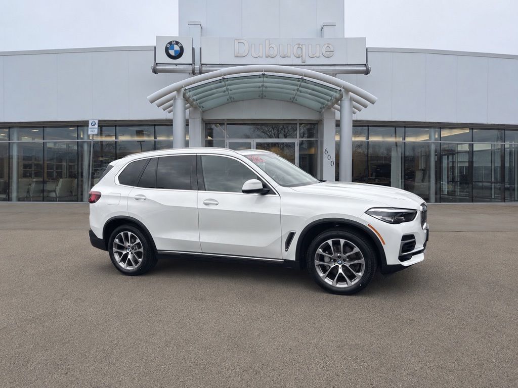  2022 BMW X5 xDrive40i AWD   