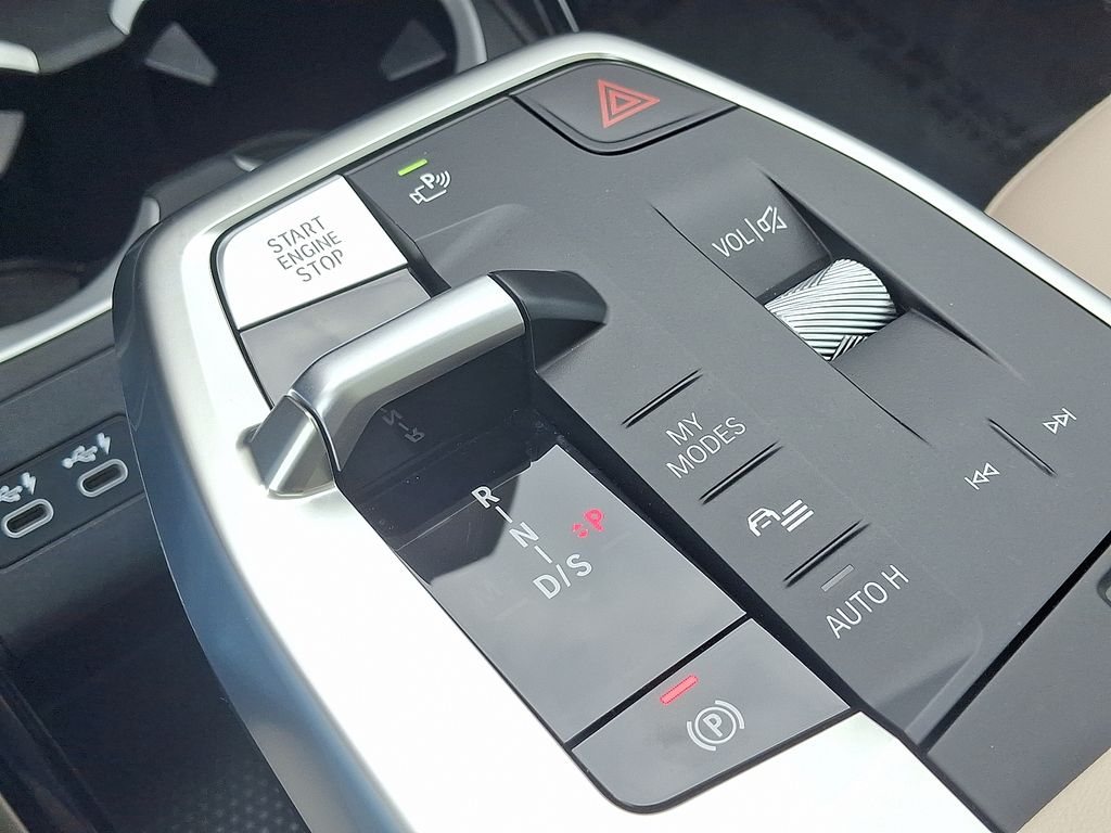 Thumbnail: 2024 BMW X1 - 15