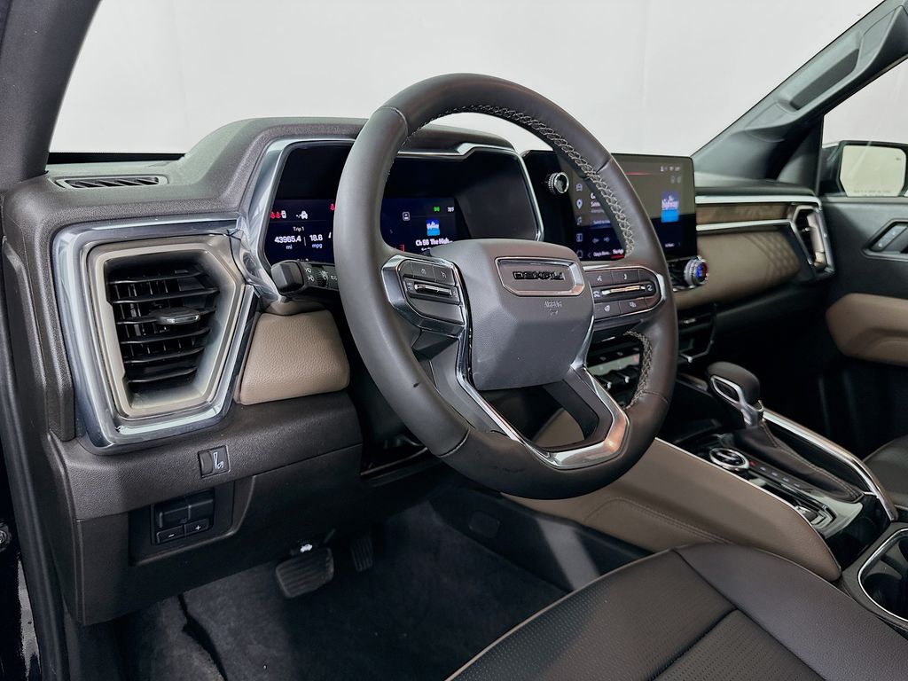Thumbnail: 2025 GMC Canyon - 12