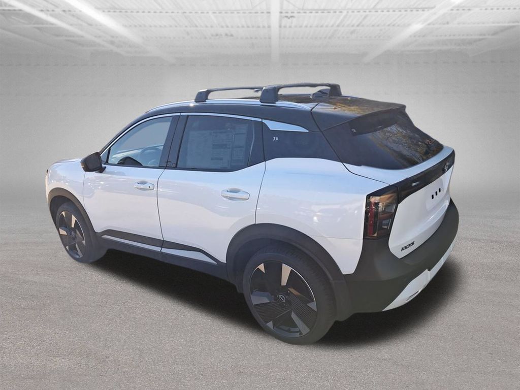 2026 Nissan Kicks SR - 2