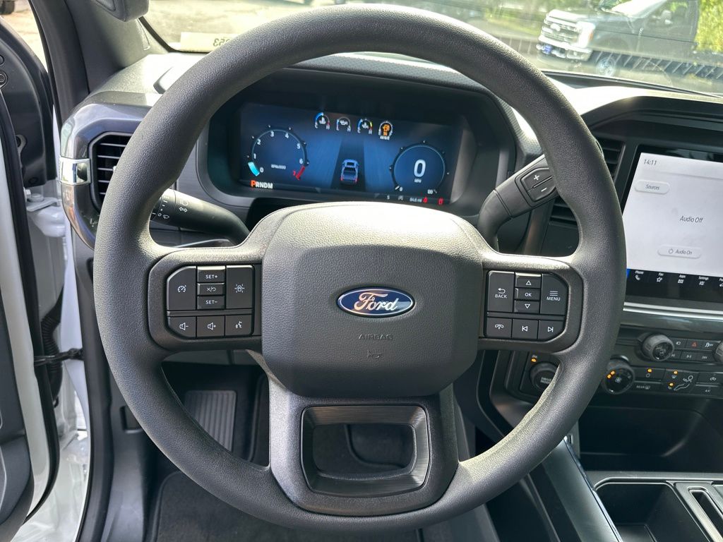 New 2025 Ford F-150 SuperCab 6.5' Box STX