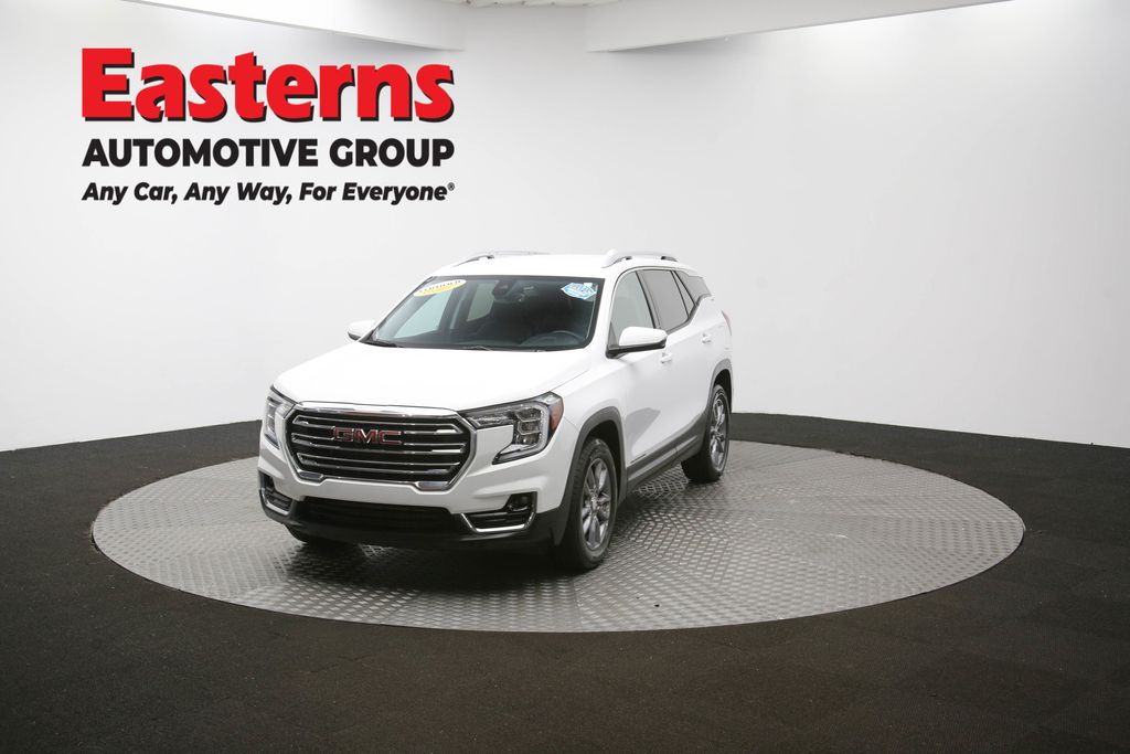 Used 2024 White GMC SLT image 53