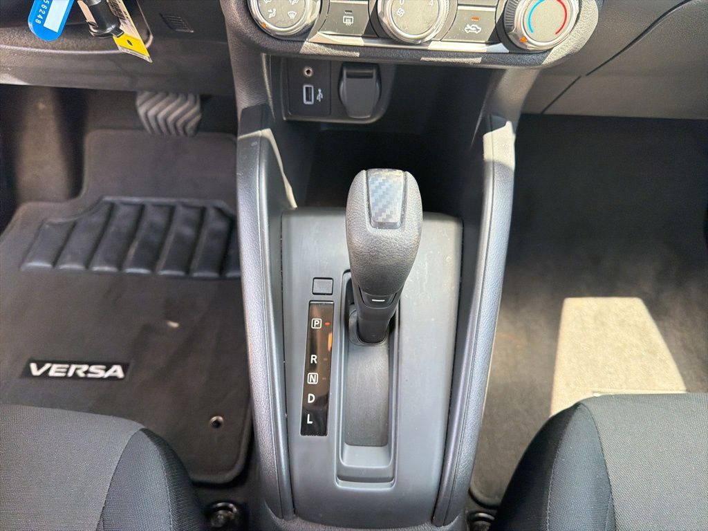 2024 Nissan Versa 1.6 S